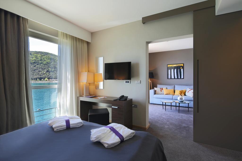 Boutique Hotel Adoral Рабац Екстериор снимка