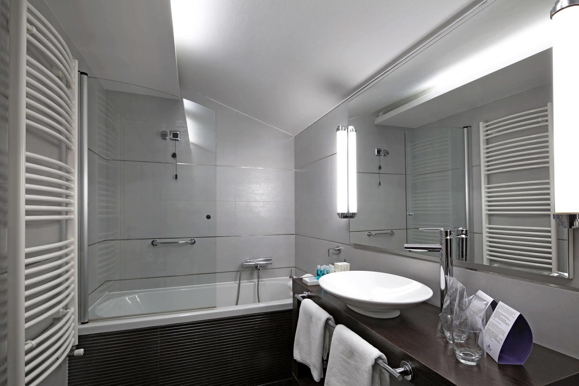 Boutique Hotel Adoral Рабац Екстериор снимка