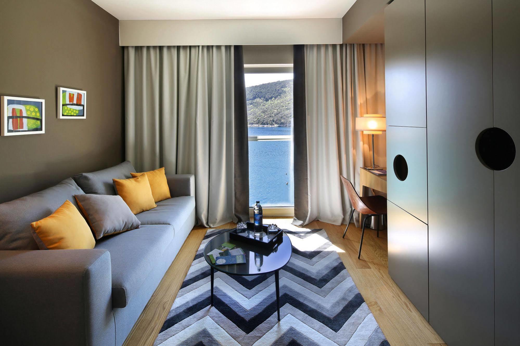 Boutique Hotel Adoral Рабац Екстериор снимка